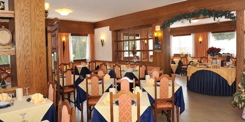 Hotel Bucaneve Moena Zewnętrze zdjęcie