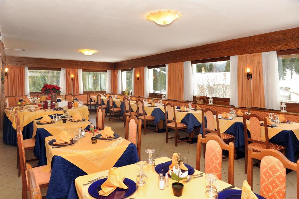 Hotel Bucaneve Moena Zewnętrze zdjęcie